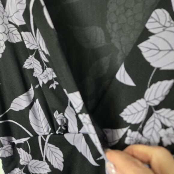 VTG Worthington Babydoll Top XL Black Purple Floral Surplice Neck Ruched Sides - Picture 3 of 14